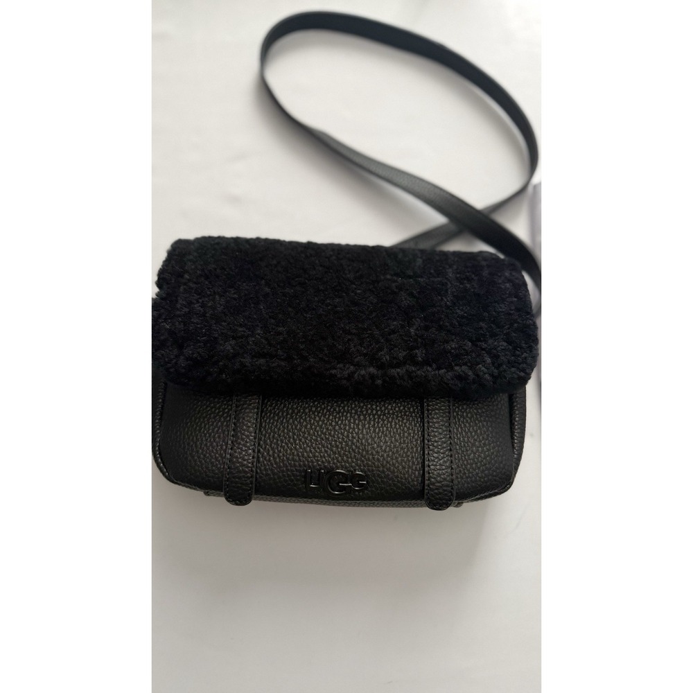 UGG Mini Leather and Wool School Crossbody Gently Used Excellent Condition /Tags